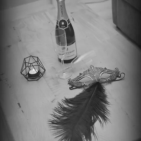 La Luxure- Loveroom 別荘 Maucomble