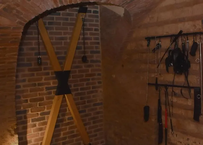 Nyaraló La Luxure- Loveroom Maucomble